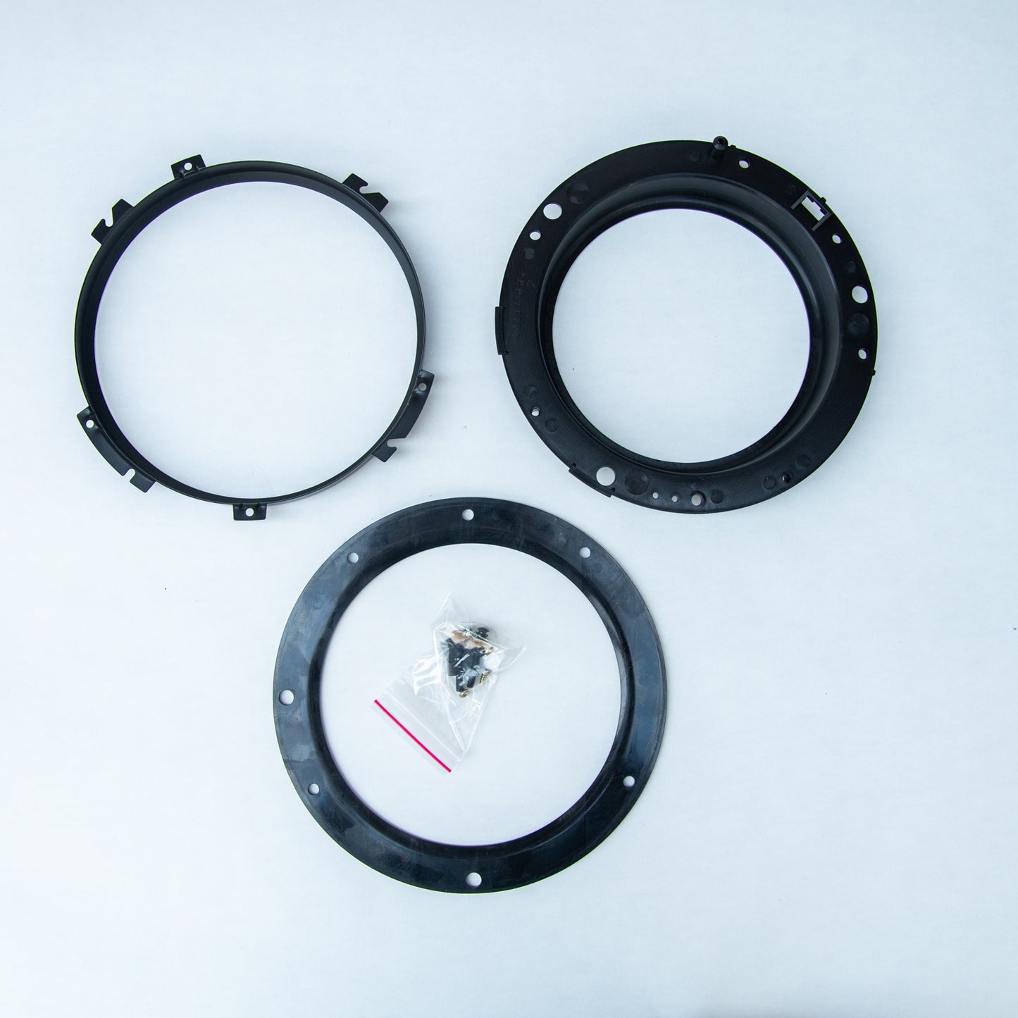 Headlamp Retainer Assembly (Single)