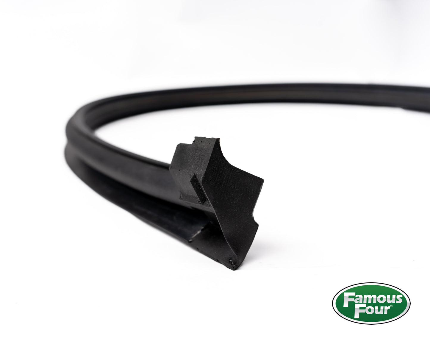 Upper Liftgate Lower Seal